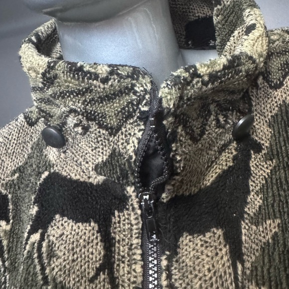 Women's Patterned Jacket - Picture 5 of 9